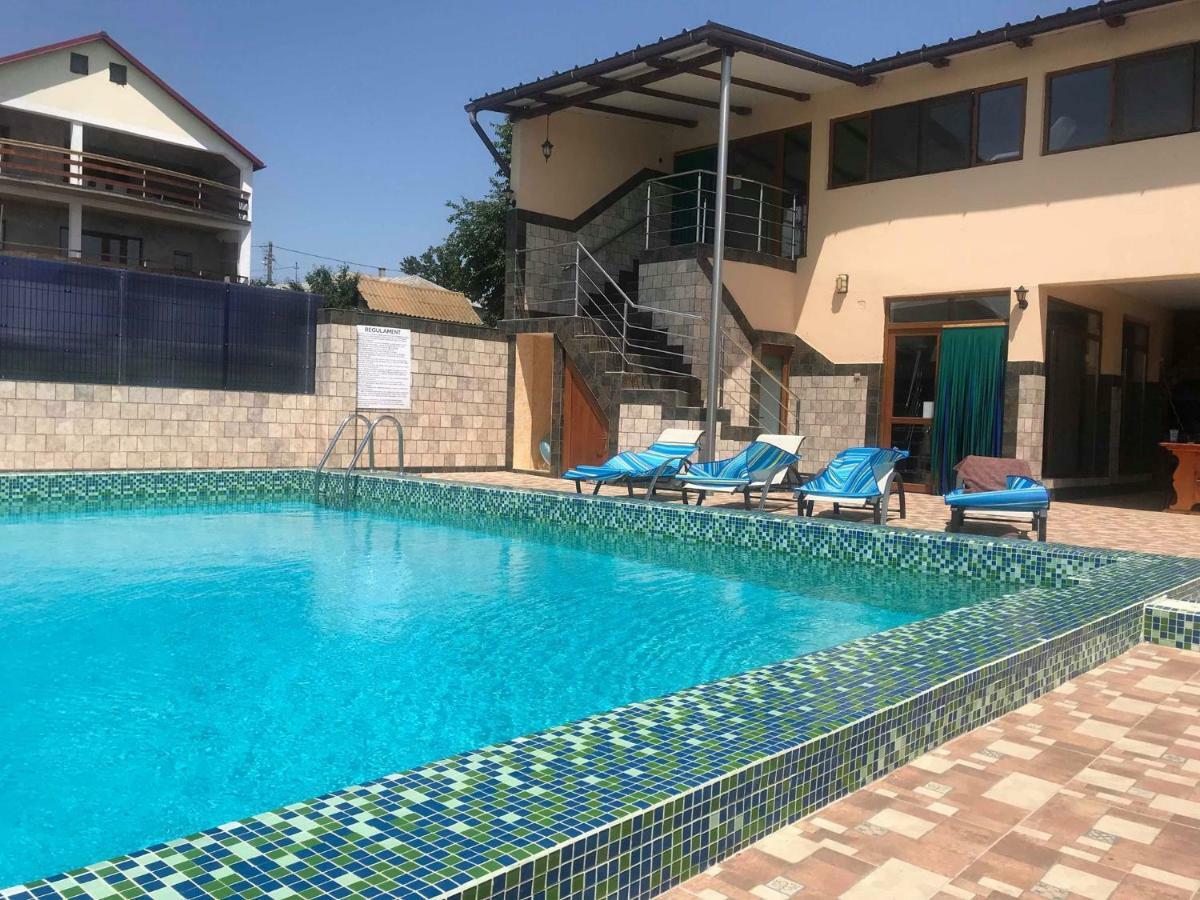 Hotel Lake View Sarichioi Exterior foto